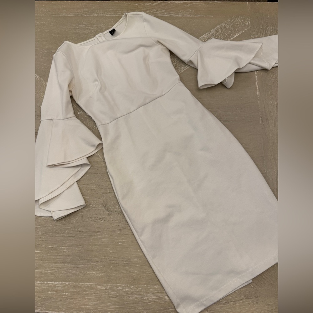 White flare ruffle Sleeve Dress